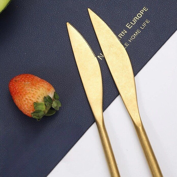 Gold Stonewashed Cutlery · Set of 5 Pieces