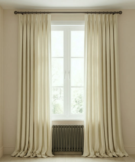 Pair of curtains - Romo, Linara in Gardenia